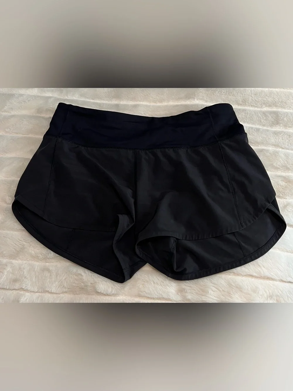 Lululemon Sz 4 Black Speed Up MR Short 4-in Lined Running Athleisure Gym Workout